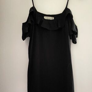Abercrombie and Fitch off the shoulder dress